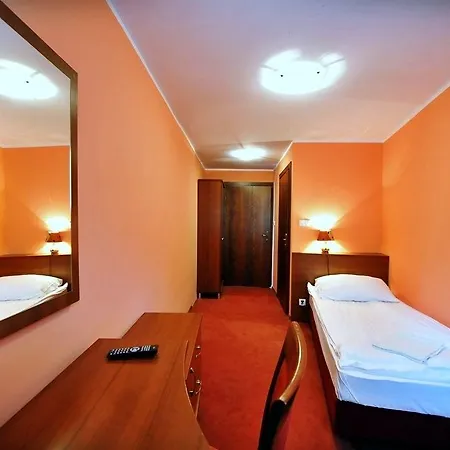 ベッド・アンド・ブレックファスト Sailor ウェバ