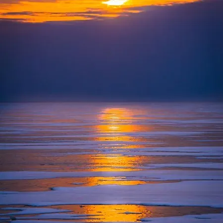 ベッド・アンド・ブレックファスト Sailor