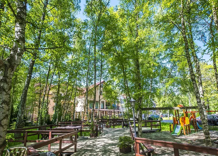 Sailor Nocleg ze śniadaniem 4*